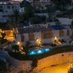 Villa Avanoa - Manzanera Calp